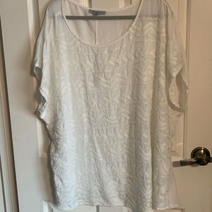 Solitaire White Embroidered Scoop-Neck Tunic